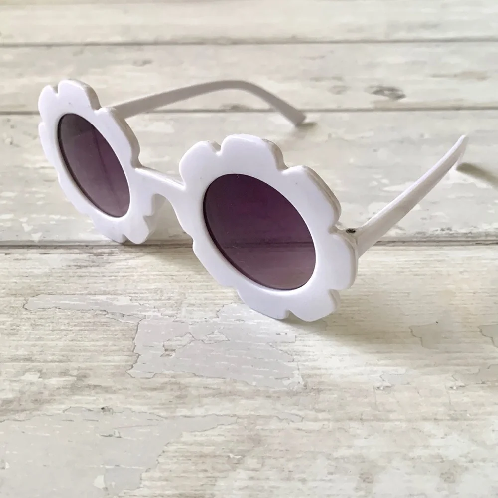 GapKids White Daisy Flower Sunglasses Kids Toddler Girls UV 400 Protection NEW